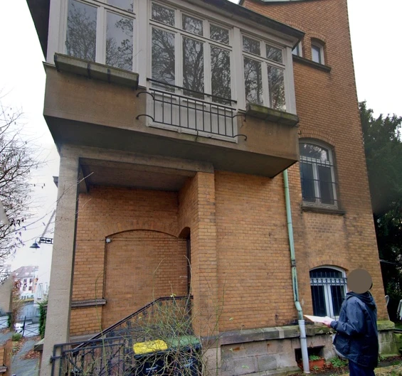 Grundstück mit freistehendem Zweifamilienhaus (Villa) und freistehender Garage in Kassel — Bild 3