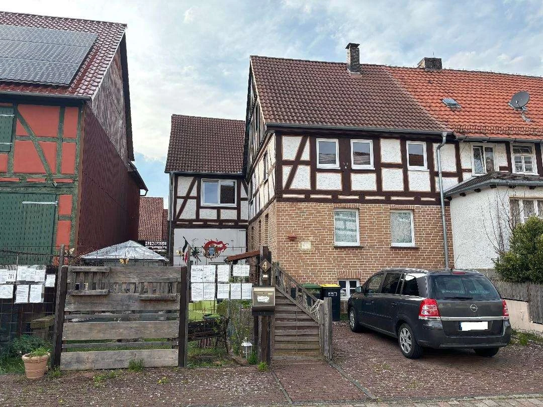 Doppelhaushälfte in Bad Emstal — Bild 2
