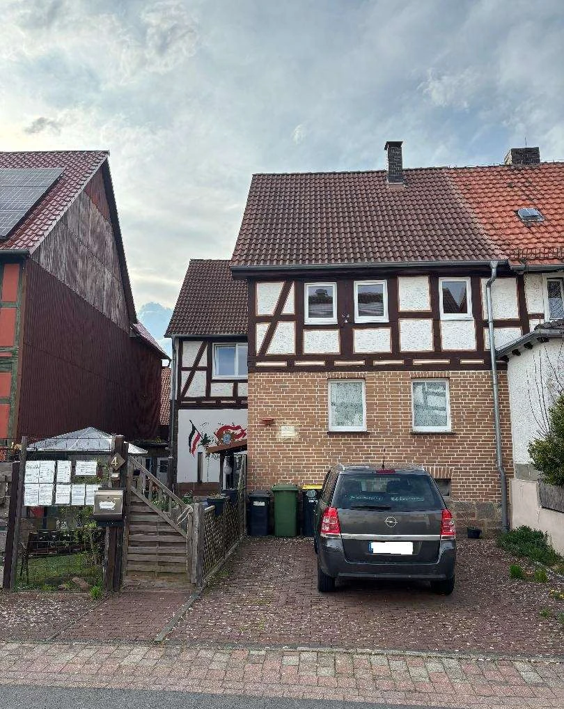 Doppelhaushälfte in Bad Emstal — Bild 3