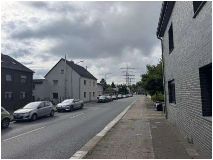 Mehrfamilienhaus in Duisburg — Bild 3