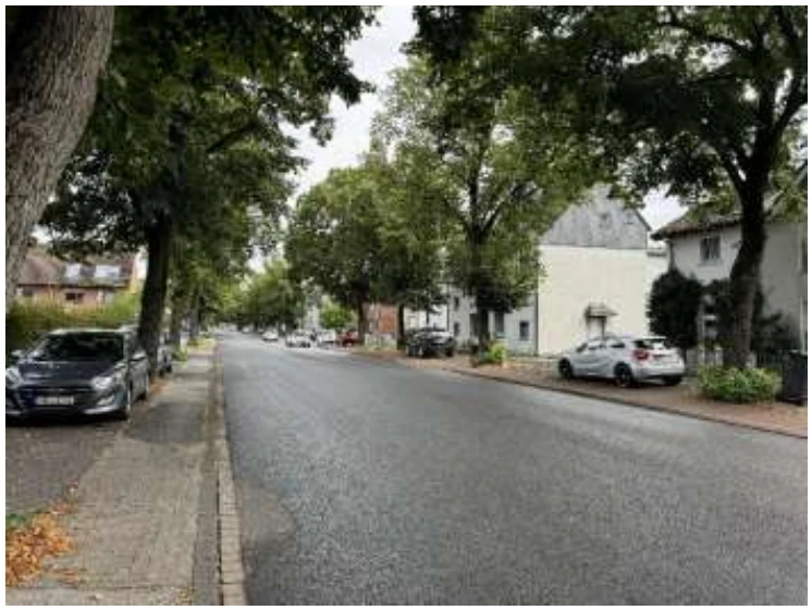 Einfamilienhaus (Liquidationsobjekt) in Duisburg — Bild 2