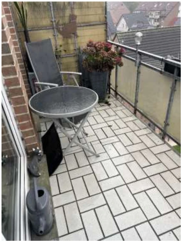 Mehrfamilienhaus in Duisburg — Bild 2