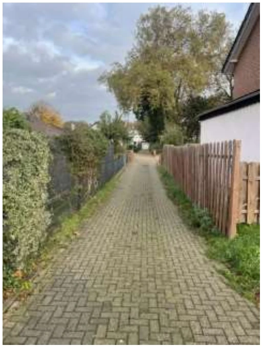 Einfamilienhaus mit Garage in Duisburg — Bild 3