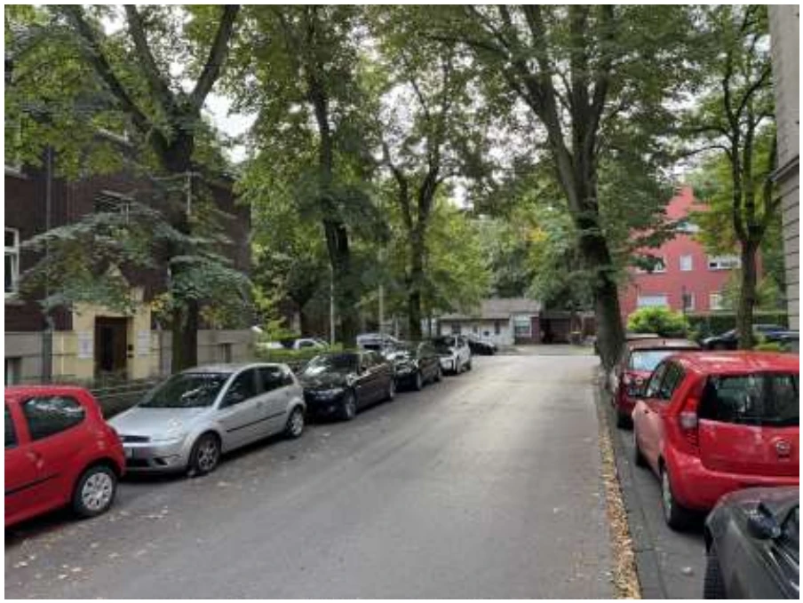 Mehrfamilienhaus in Duisburg — Bild 2