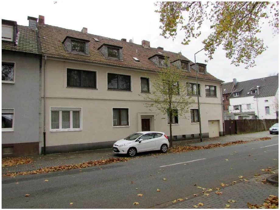 Mehrfamilienhaus, Garage in Duisburg — Bild 3