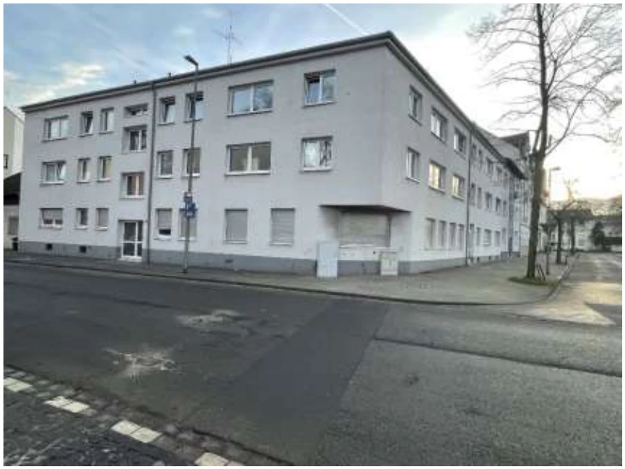 Mehrfamilienhaus in Duisburg — Bild 2