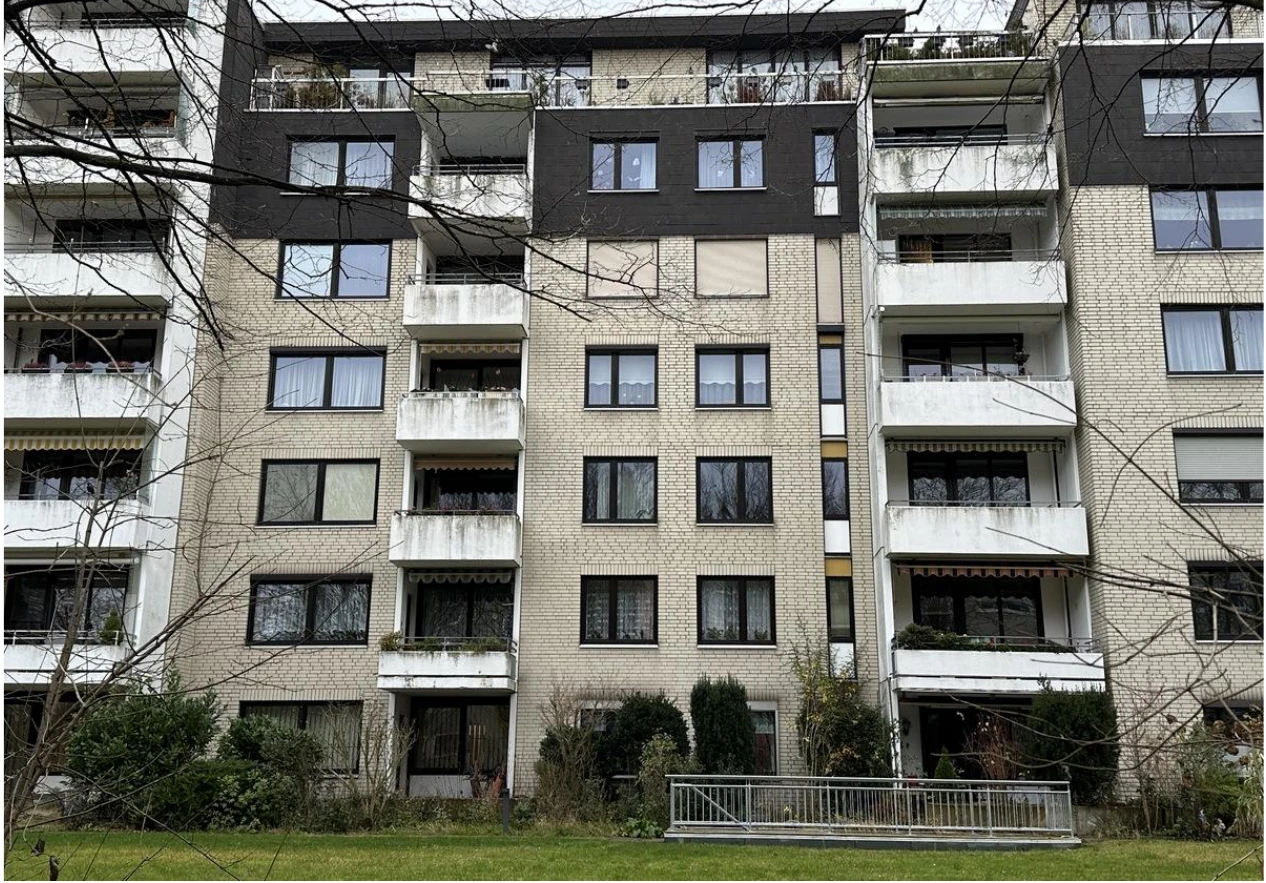 Eigentumswohnung (3 bis 4 Zimmer), Garage in Laatzen