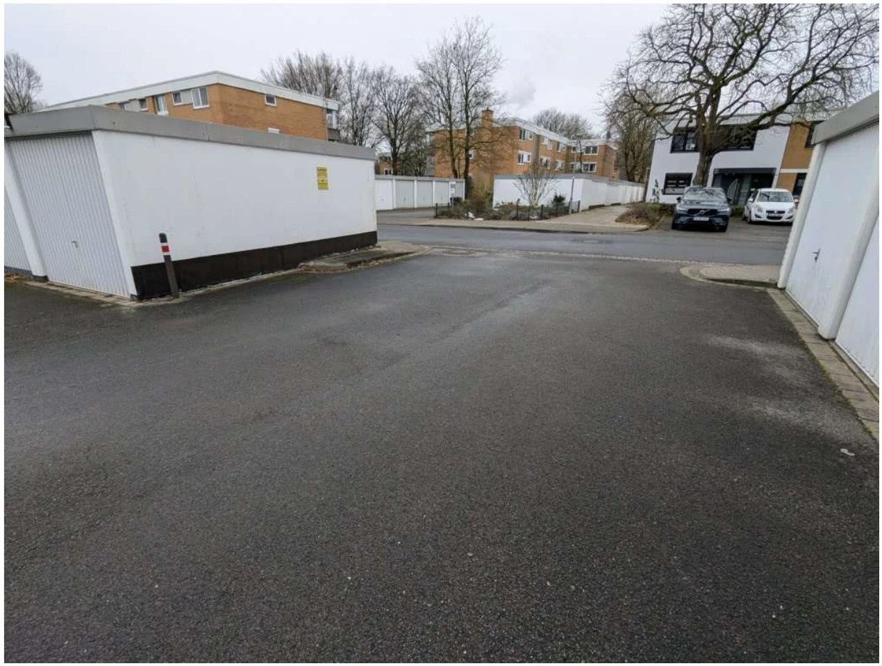 Reihenhaus, Einfamilienhaus, Garage in Hannover — Bild 3