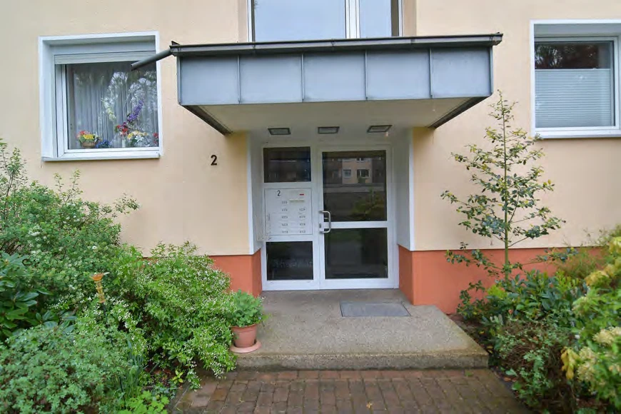 Eigentumswohnung (3 bis 4 Zimmer), Garage in Hannover — Bild 3