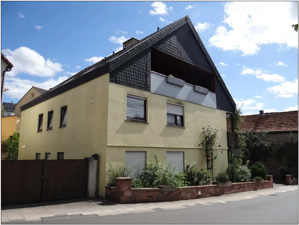 Zweifamilienhaus, Garage in Bad Neustadt — Bild 3