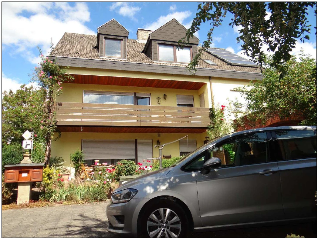 Zweifamilienhaus, Garage in Bad Neustadt