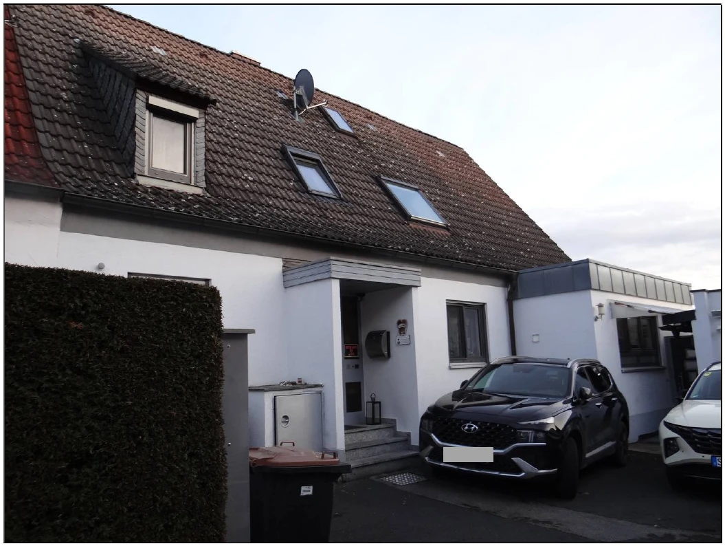 Zweifamilienhaus, Garage, Sonstiges in Niederwerrn — Bild 2