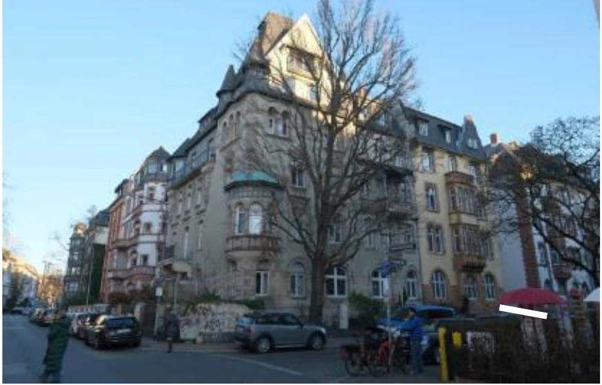 Eigentumswohnung (ab 5 Zimmer), Eigentumswohnung (1 bis 2 Zimmer) in Frankfurt am Main — Bild 2