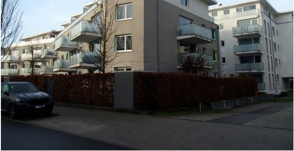 Eigentumswohnung (3 bis 4 Zimmer) in Frankfurt am Main — Bild 3