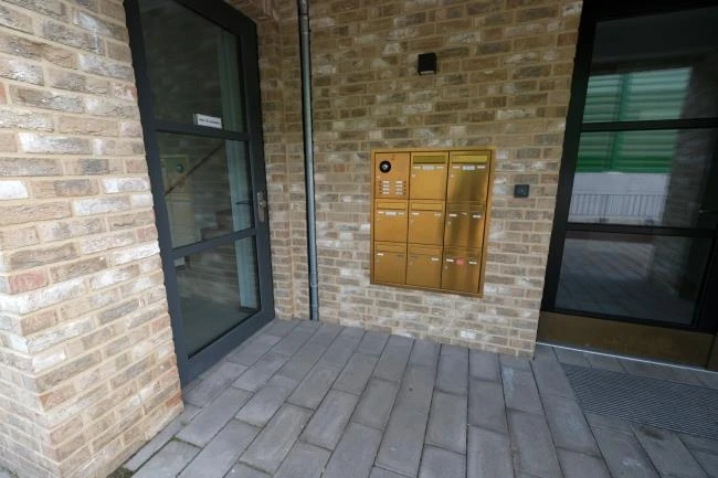 Eigentumswohnung (3 bis 4 Zimmer) in Frankfurt am Main — Bild 3