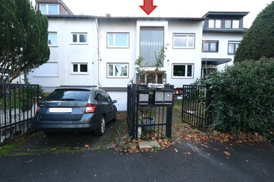 Sonstiges, Grundstück bebaut mit einem beidseitig angebauten Wohnhaus: in Frankfurt am Main