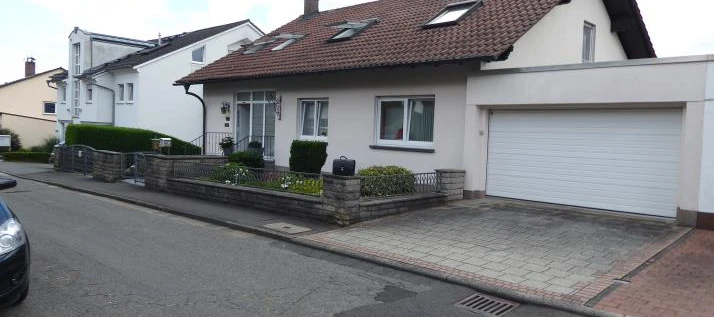 Zweifamilienhaus, Garage, Garage in Obernburg — Bild 3