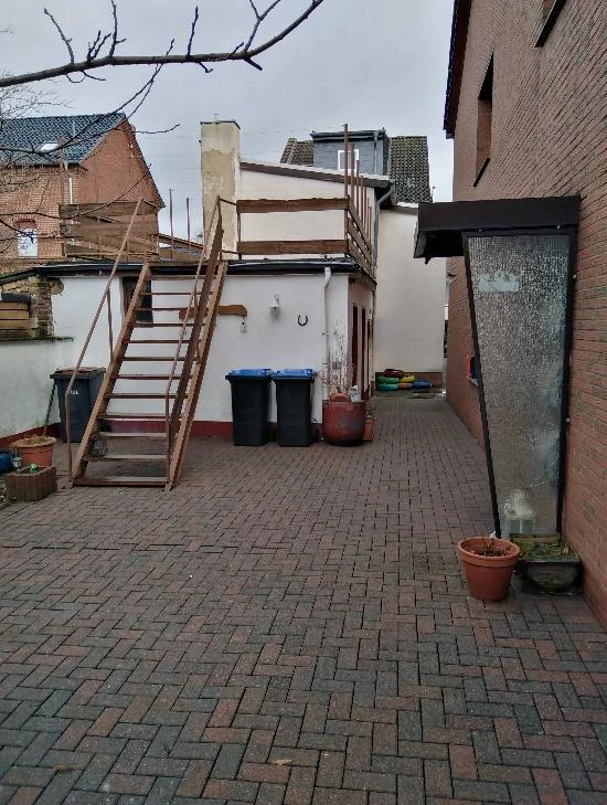 Mehrfamilienhaus, Garage in Euskirchen — Bild 3