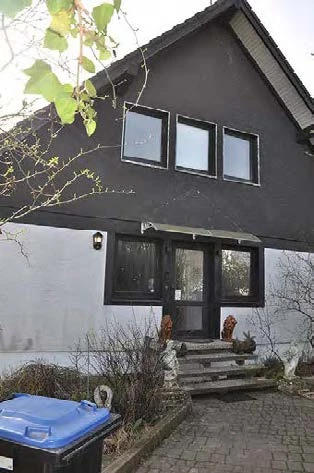 Kfz-Stellplatz, Einfamilienhaus in Euskirchen — Bild 3