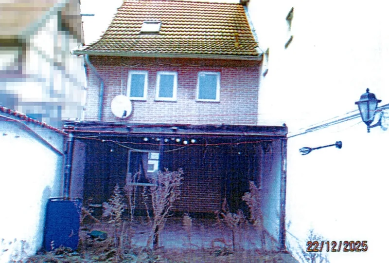 Doppelhaushälfte mit Nebengebäude in Schwanebeck — Bild 2