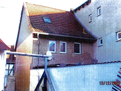 Doppelhaushälfte mit Nebengebäude in Schwanebeck