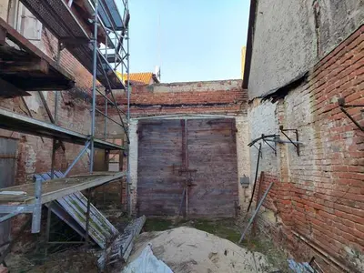 Ehem. Wohnhaus (stark ruinöser Zustand) in Lübz