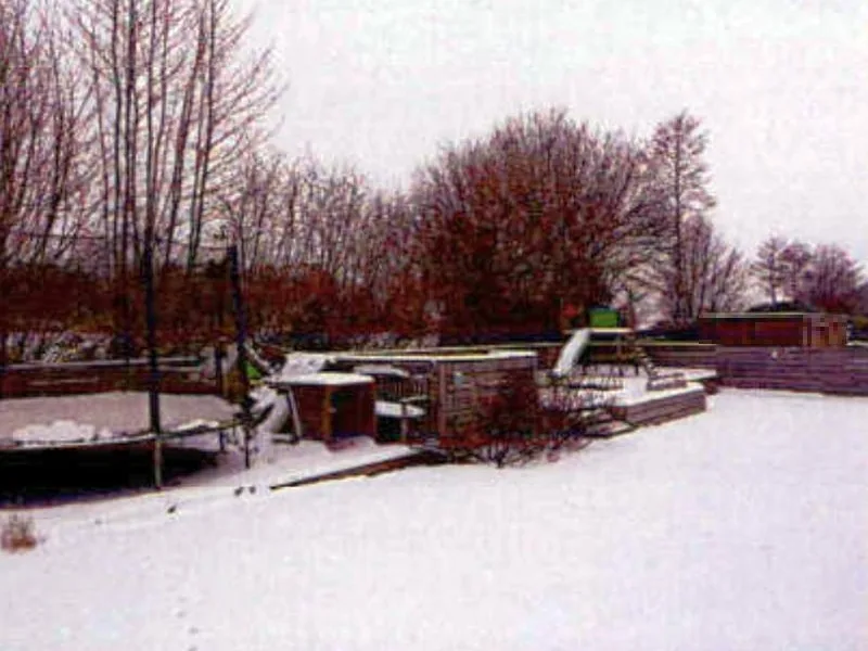 Einfamilienhaus mit Einliegerwohnung, Garage und Carport in Hohenwestedt — Bild 2