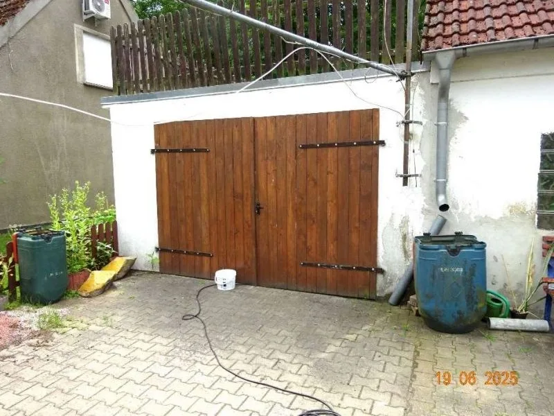 Einfamilienhaus, Garage und Nebengebäude mit Werkstatt in Heidhof — Bild 2