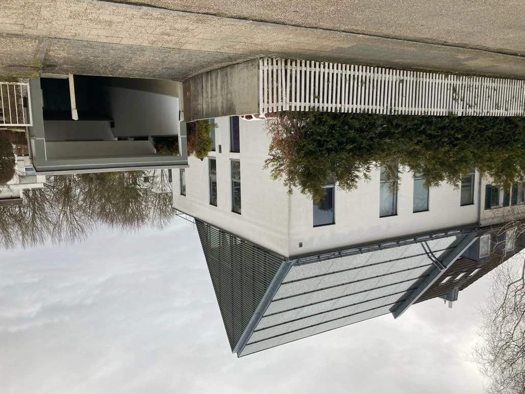 Eigentumswohnung (3 bis 4 Zimmer), Kfz-Stellplatz (Tiefgarage) in München — Bild 2