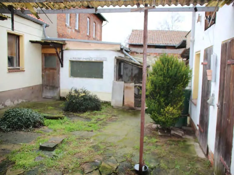 Einfamilienwohnhaus mit 2 Nebengebäuden in Oschersleben (Bode) OT Alikendorf — Bild 2