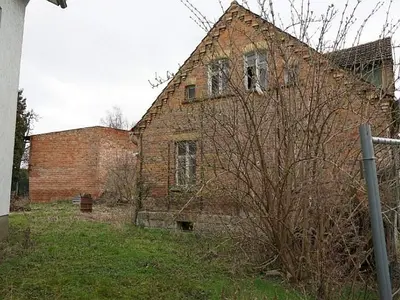 Ehemaliges Wohn- und Geschäftshaus in Oschersleben OT Hornhausen