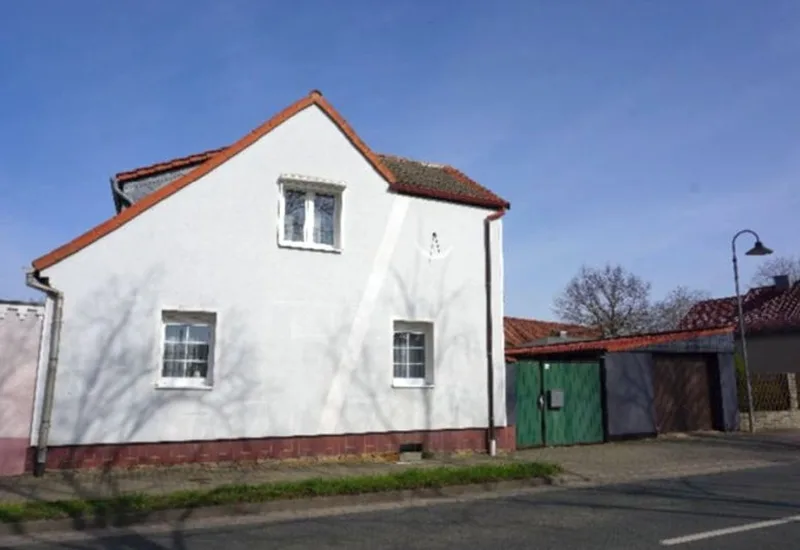 Einfamilienhaus mit Nebengebäude in Oschersleben (Bode) OT Hornhausen