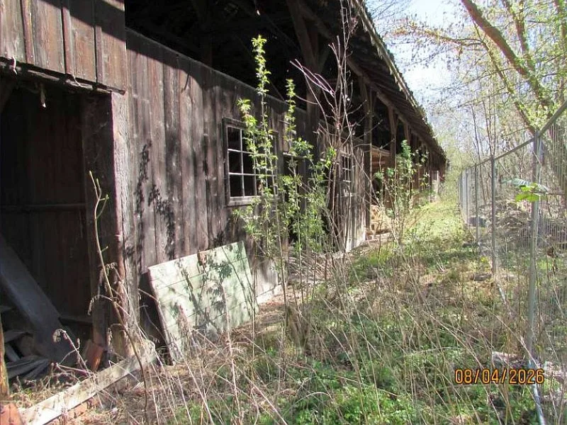Leerstehendes Wohnhaus in Gemeinde Am Großen Bruch OT Neuwegersleben — Bild 3
