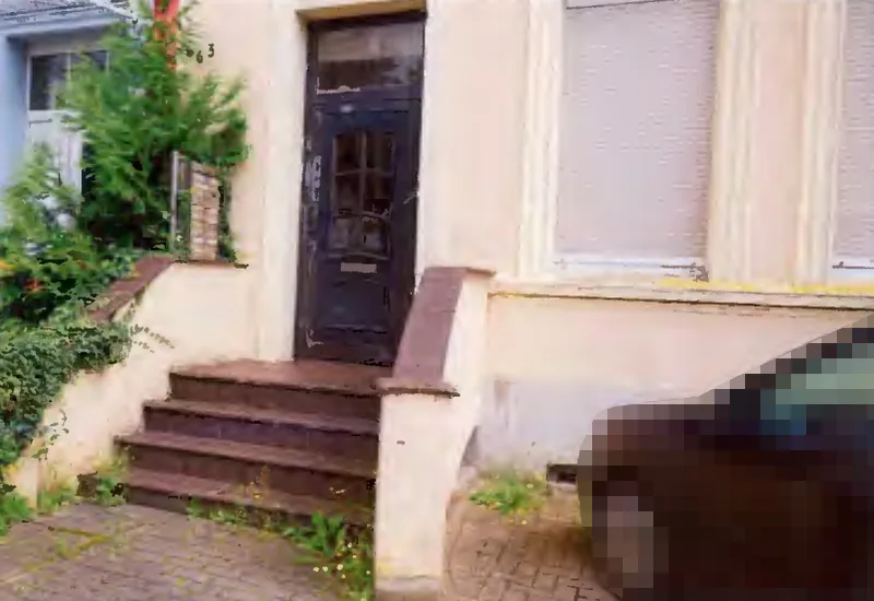 Doppelhaushälfte mit Werkstatt und Garage in Parchim