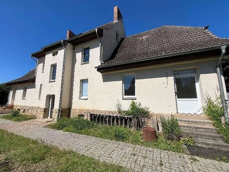 Mehrfamilienhaus in Oschersleben (Bode) OT Beckendorf — Bild 2