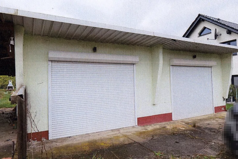 Wohnhaus, vermutlich zweites Wohnhaus und Nebengebäudebestand in Gröden — Bild 2