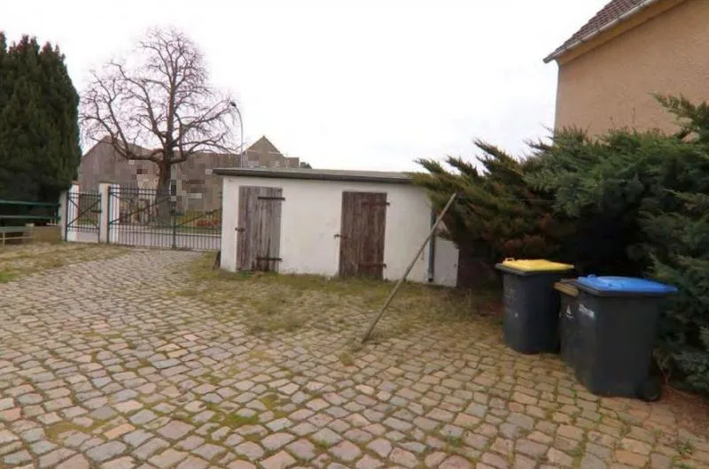 Wohngebäude mit ehem. Stallgebäude und Nebengebäude in Mühlberg/Elbe OT Koßdorf — Bild 2