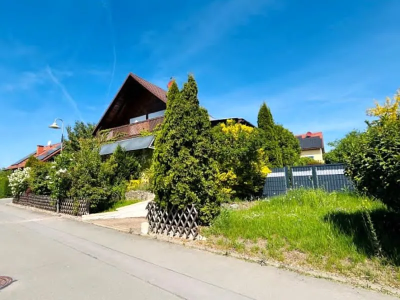 Einfamilienhaus mit Garagenanbau in Bienstädt — Bild 2