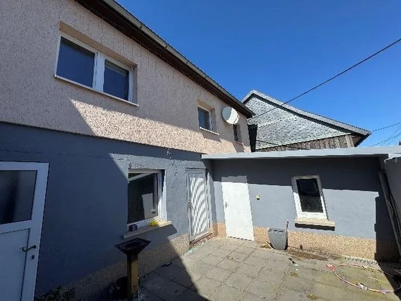 Einfamilienhaus (Reihenhaus) mit Nebengelass in Ohrdruf OT Wölfis — Bild 2