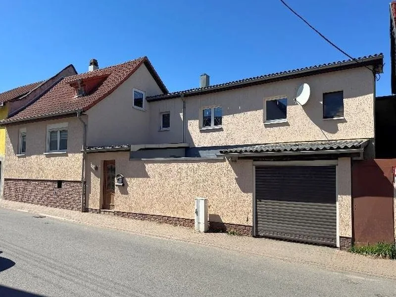 Einfamilienhaus (Reihenhaus) mit Nebengelass in Ohrdruf OT Wölfis — Bild 3