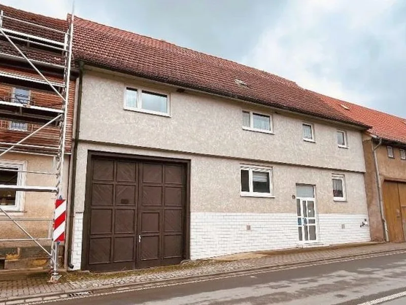 Wohnhaus (als Zweifamilienhaus) nebst Anbau und Scheune in Tüttleben — Bild 2