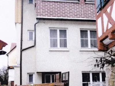 Wohnhaus mit Gewerbefläche und umzäuntes Gartengrundstück in Alfdorf
