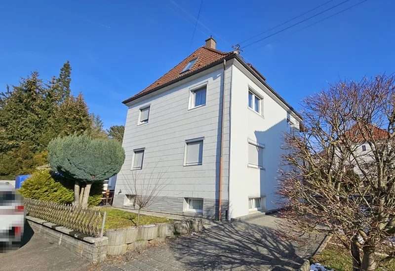Wohnhaus mit Garage in Aalen — Bild 3