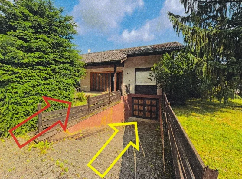 Einfamilienhaus mit Garage im KG und Carport in Mühlhausen — Bild 2