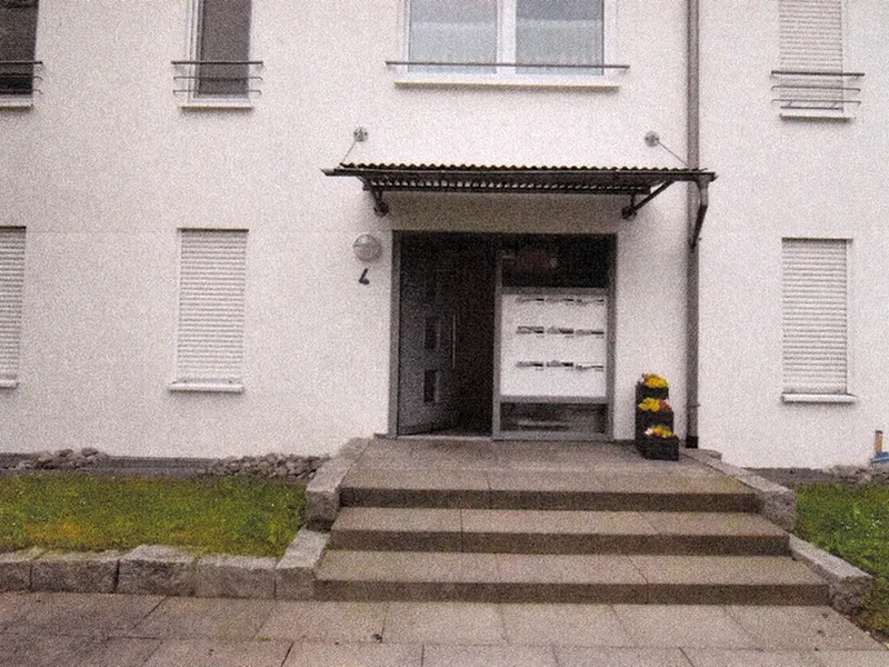 3+1/2-Zimmer-Wohnung, Kellerraum und Tiefgaragenstellplatz in Ellwangen OT Schrezheim — Bild 2
