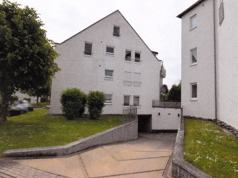 3+1/2-Zimmer-Wohnung, Kellerraum und Tiefgaragenstellplatz in Ellwangen OT Schrezheim — Bild 3