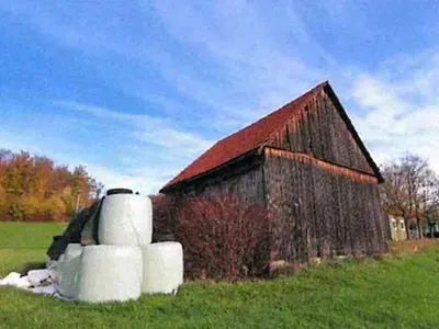 Zweifamilienhaus mit Scheuer und Landwirtschaftsflächen in Donzdorf