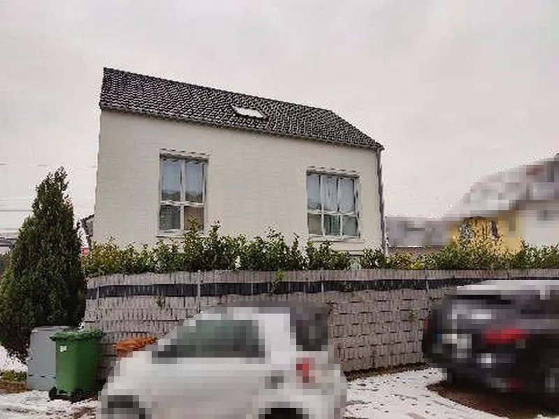 Einfamilienhaus und Miteigentumsanteil an Privatstraße in Leimen — Bild 2