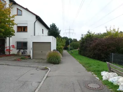 2-Zimmer-Wohnung und Garage (Doppelparker) in Stuttgart