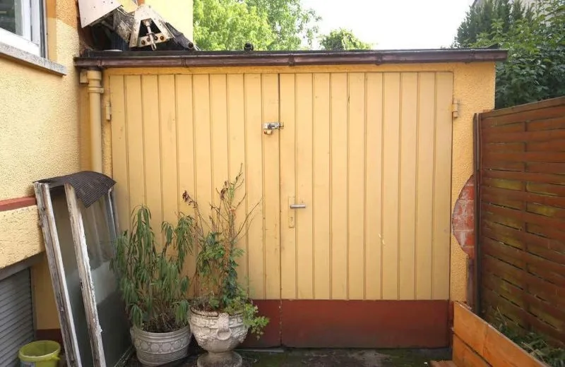 Wohn-/Geschäftshaus mit Garage in Wendlingen — Bild 3